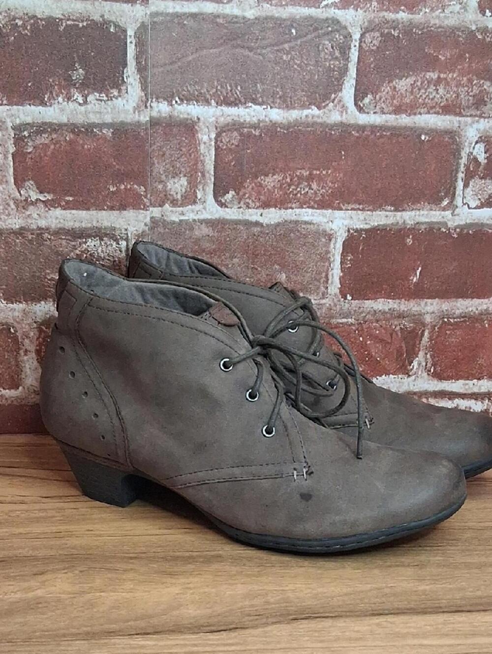 Cobb Hill  by New Balance Ankle Boots Womens Size 8.5 Brown Suede Leather Lace